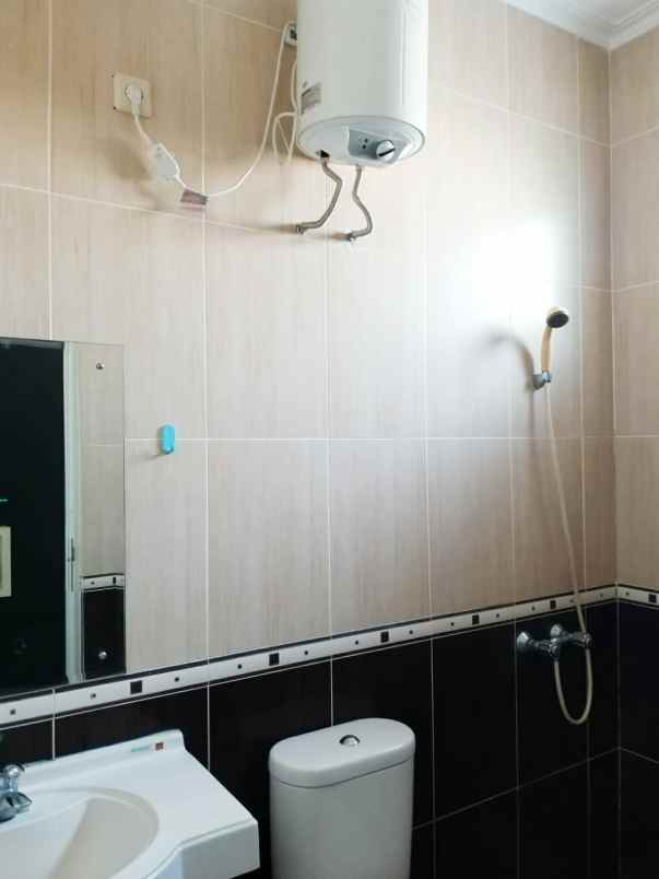 jual rumah siap huni kota wisata cibubur