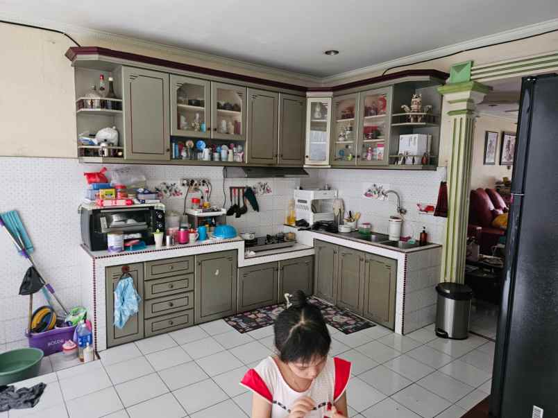 jual rumah taman palem lestari jak bar