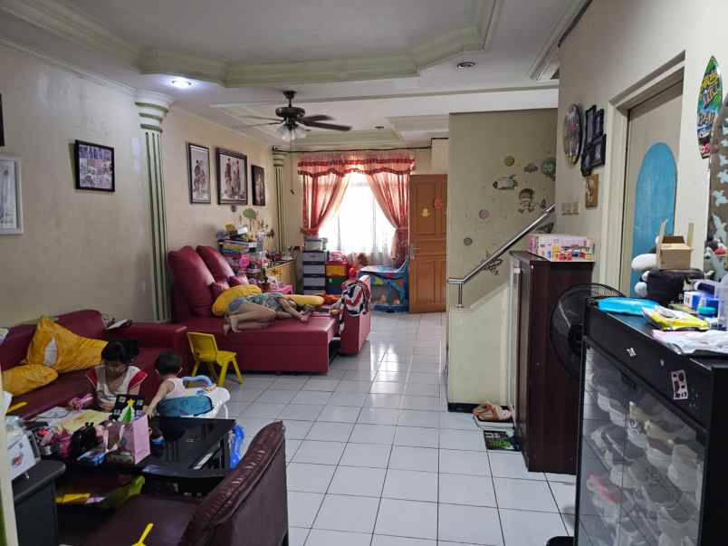 jual rumah taman palem lestari jak bar