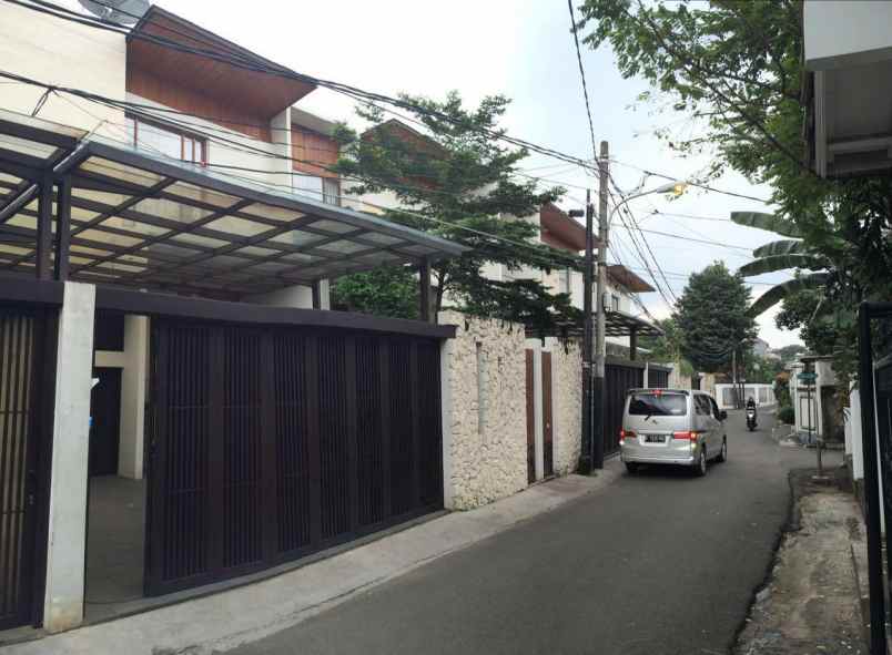 kemang rumah bagus siap huni dekat ke kemang raya
