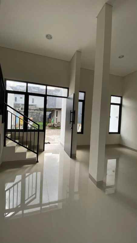 kencana rumah 2 lantai di pondok gede