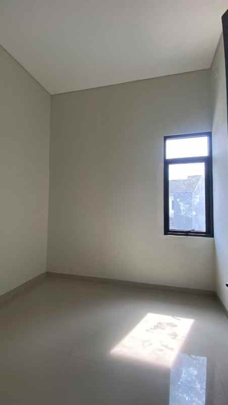 kencana rumah 2 lantai di pondok gede