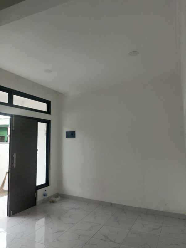 kencana rumah 2 lantai di pondok gede