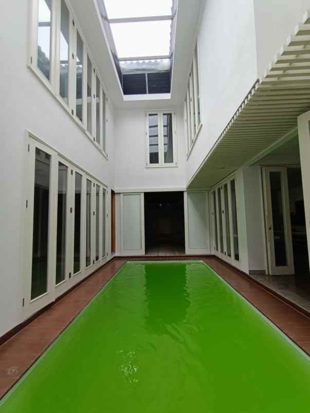 luxury house near from permata hijau kebayoran lama