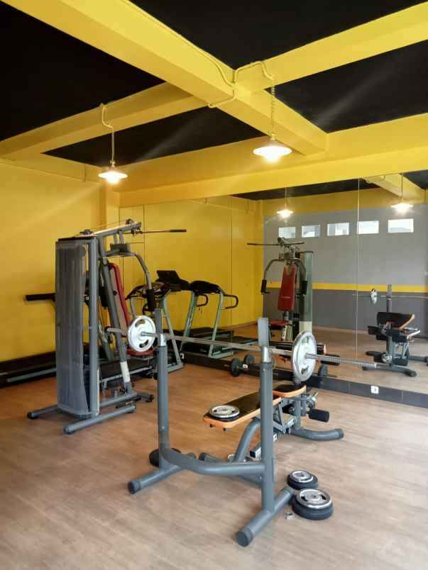 miliki rumah mewah di komplek park royal jalan gulama