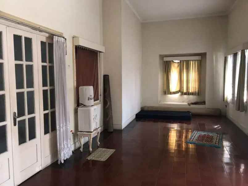 prime land menteng pinggir jalan raya proklamasi