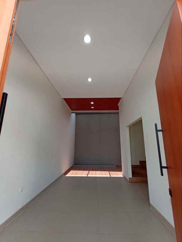 rg rumah 2 lantai dekat gt jakasampurna