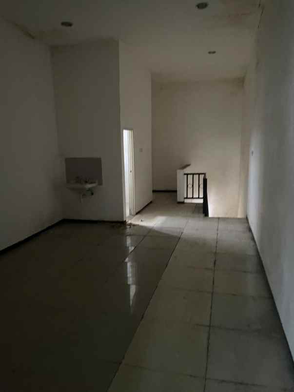 ruko 2 lt jln tidar seberang bank bca min 2 th