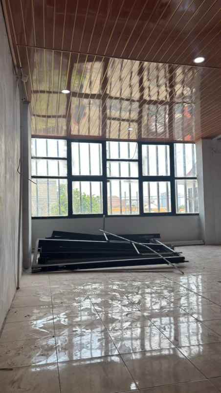 ruko 3 lantai manyar kertoarjo tengah kota surabaya