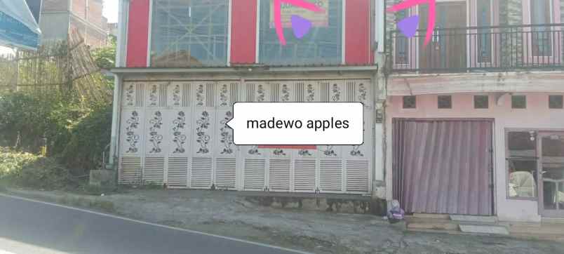 ruko dekat wisata baloga bumiaji batu madewo apples