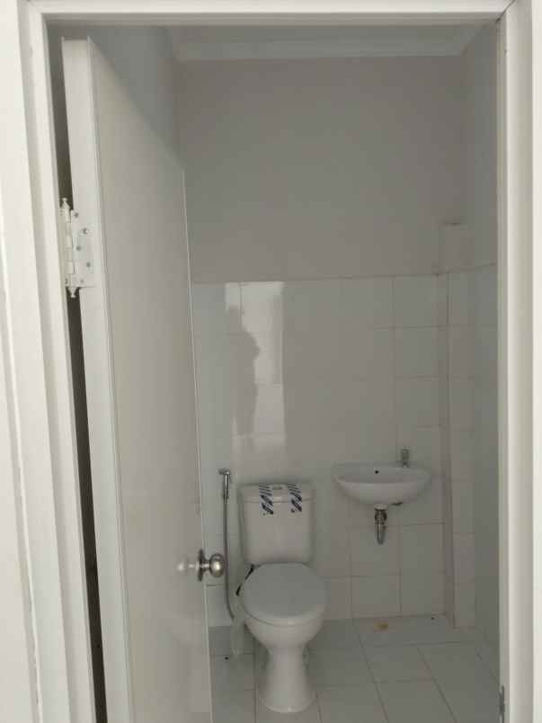 ruko gudang kantor tanjung pura karawang