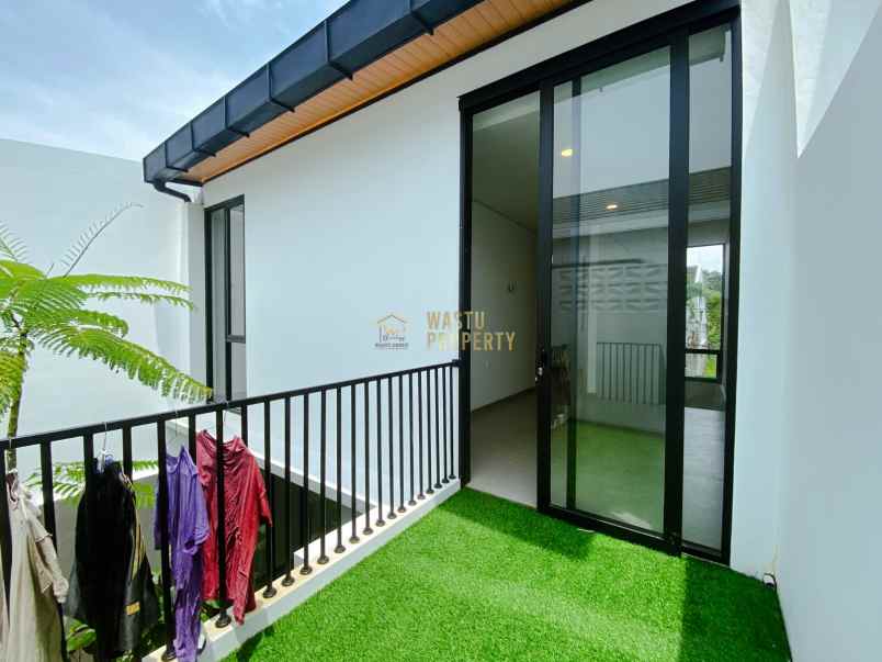 rumah 2 lantai full furnished di palagan sleman