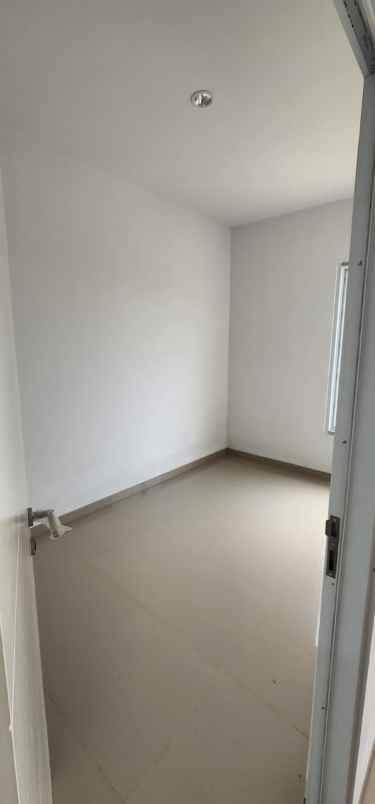 rumah 2 lantai tanpa dp di samping citra raya