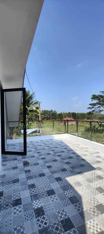 rumah 2 lantai view sunset di sleman barat