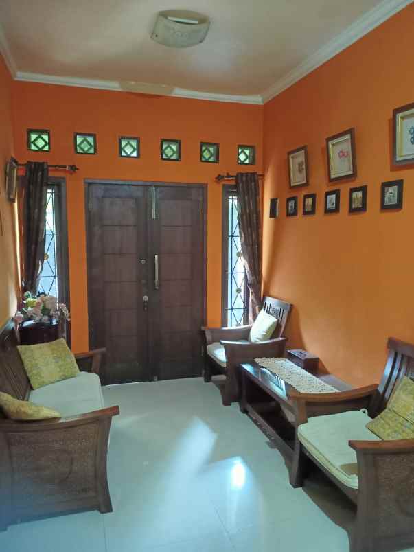 rumah 2lt cash kpr dalam perumahan puri mas depok