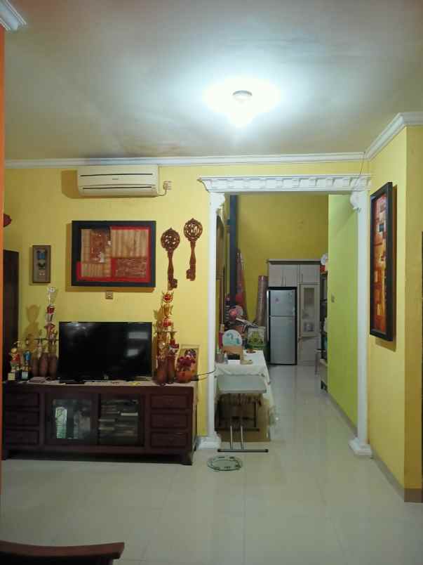 rumah 2lt cash kpr dalam perumahan puri mas depok