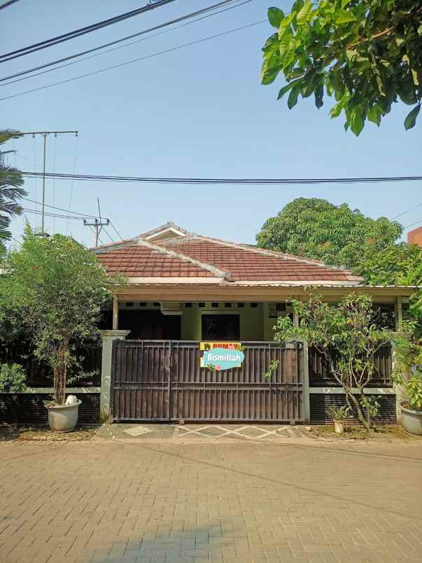 rumah 2lt cash kpr dalam perumahan puri mas depok