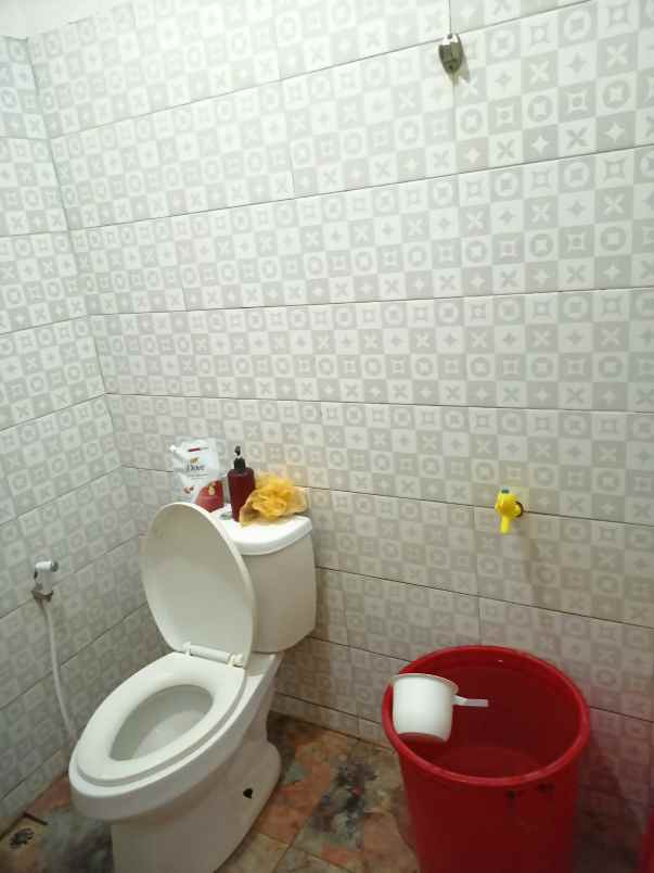 rumah 2lt cash kpr dalam perumahan puri mas depok