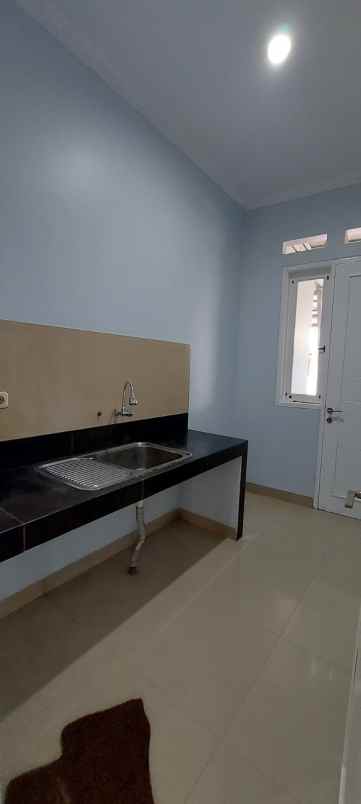 rumah 2lt di cluster harapan indah kota mandiri bekasi