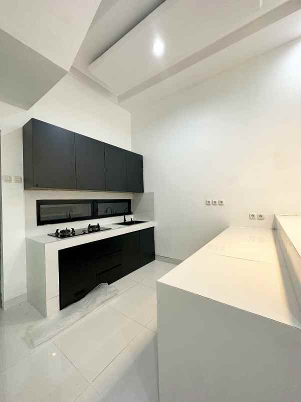 rumah 3lt dekat rsud matraman utan kayu jakarta timur