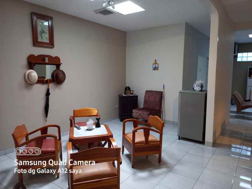 rumah bagus jalan rajamantri turangga bandung