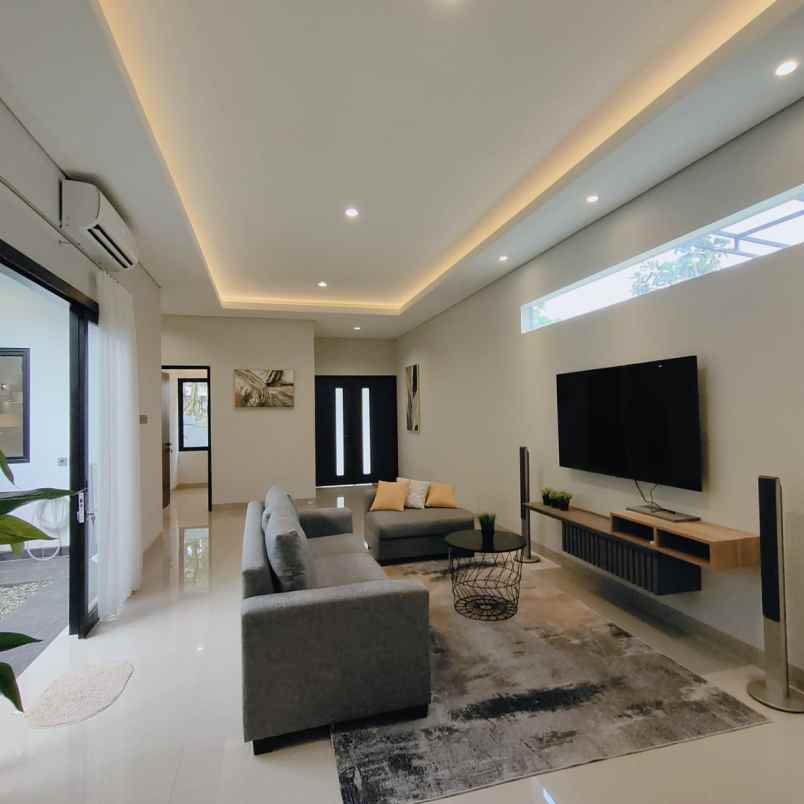 rumah baru dalam komplek bsd kencanaloka