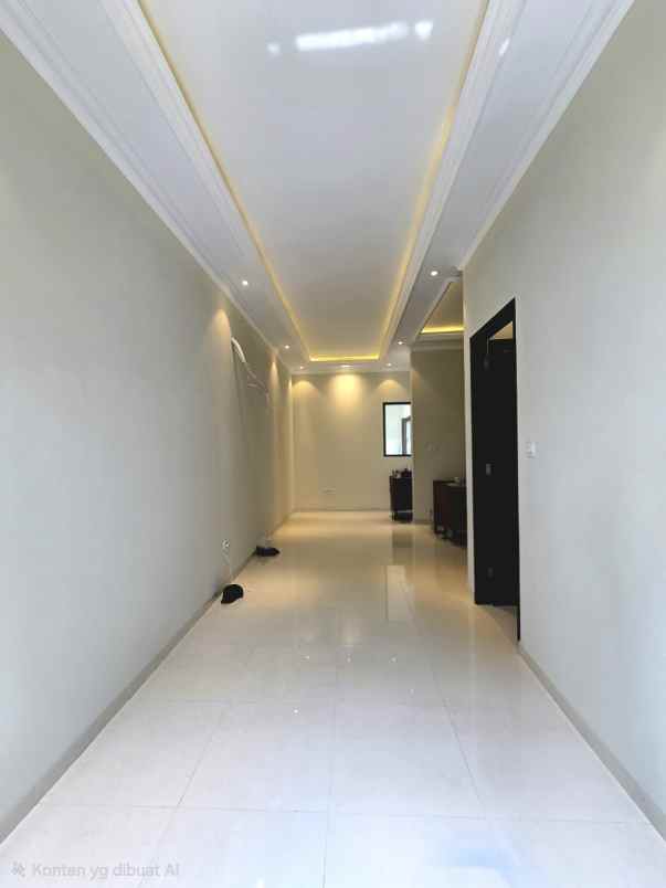 rumah baru dalam komplek dengan akses jalan lebar