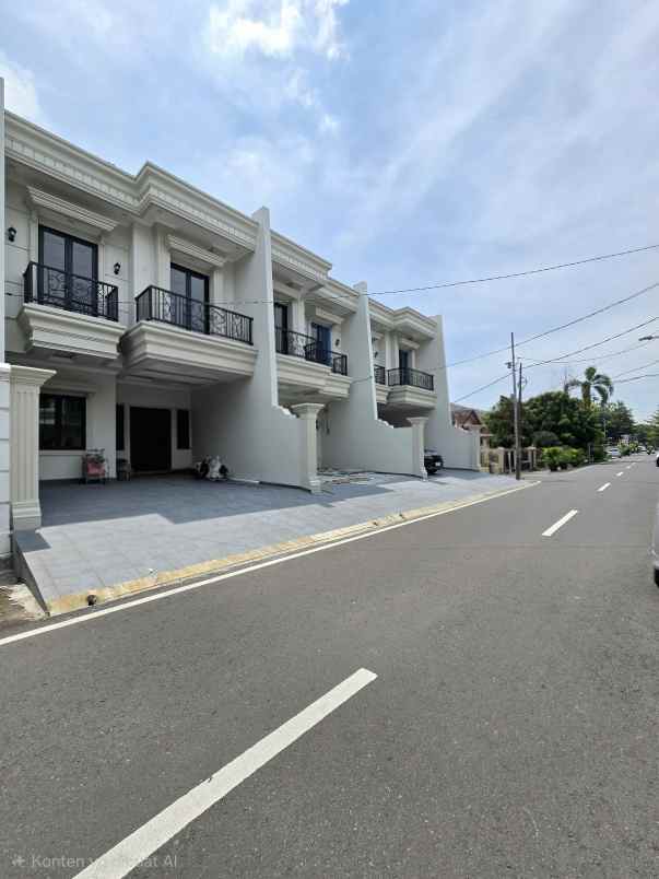 rumah baru dalam komplek dengan akses jalan lebar