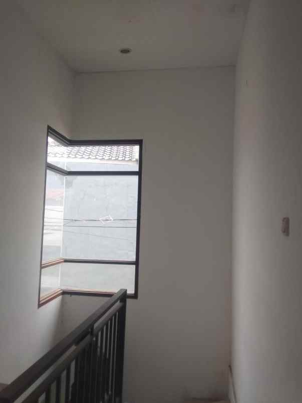 rumah baru jln budi cimahi lokasi strategis jarang ada