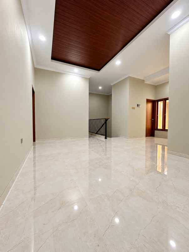 rumah baru kompleks rawamangun jakarta timur 5kt
