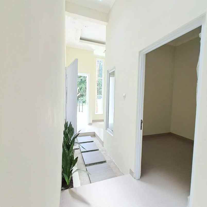 rumah baru modern minimalis dedakt candi kalasan