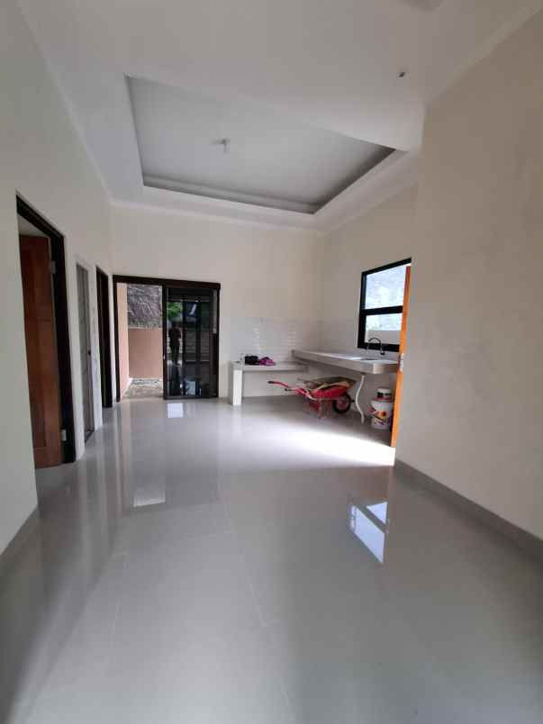 rumah baru tanah luas utara rs pku muhammadiyah sleman