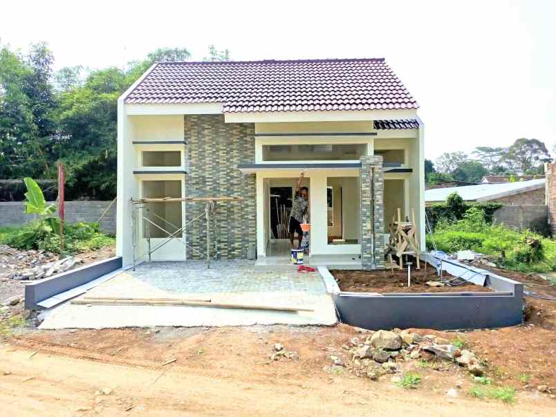 rumah cakep strategis tengah kota salatiga