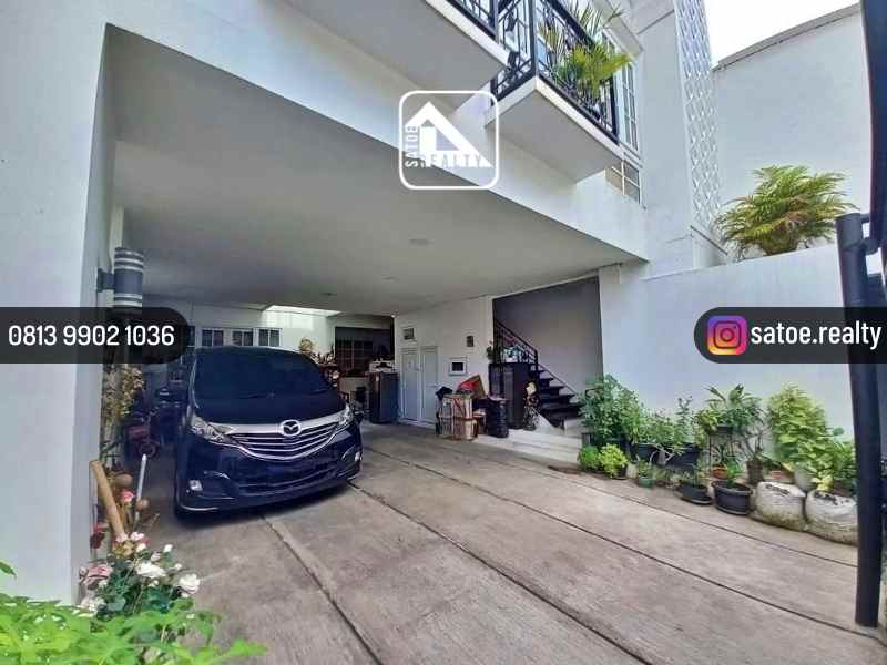 rumah cantik 2 5 lantai di pejaten barat pasar minggu