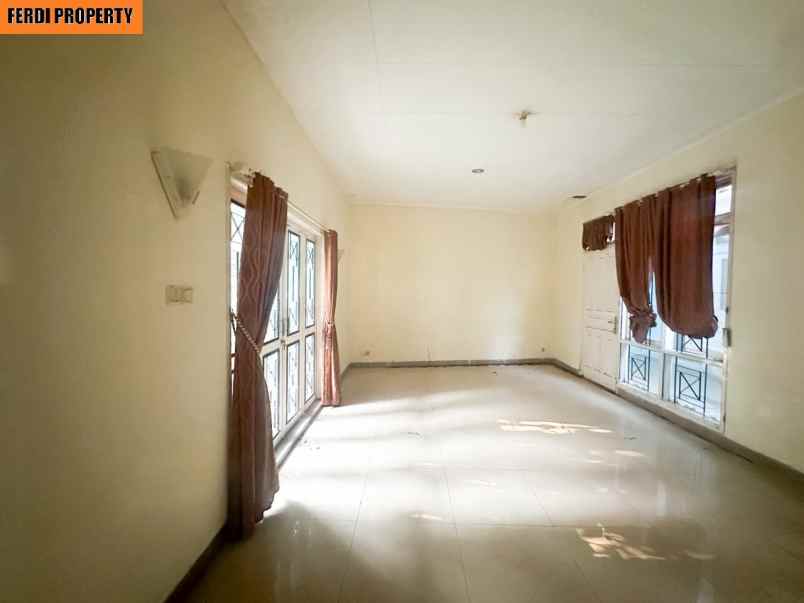 rumah cantik mewah 2 lantai raffles hills cibubur