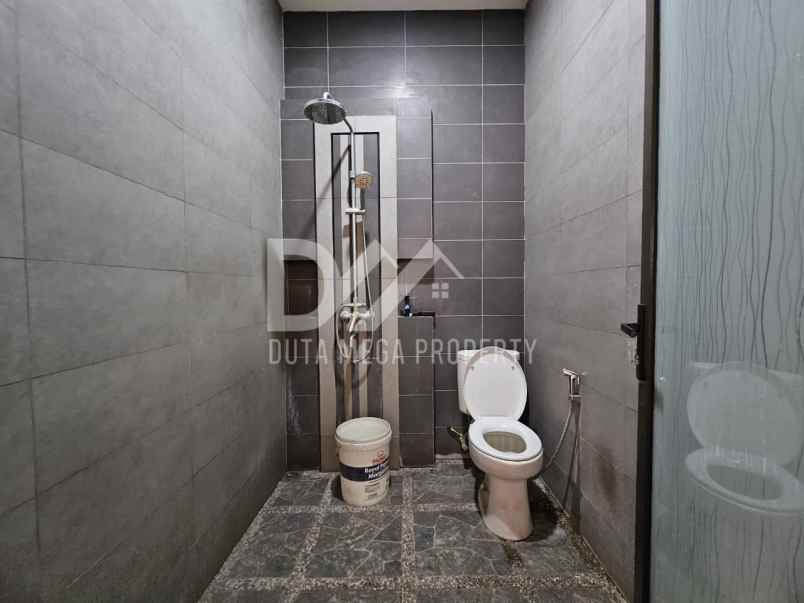 rumah cantik semi furnished di nusa loka bsd