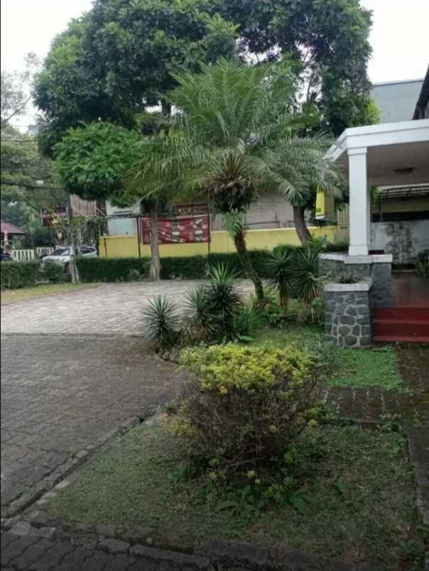 Rumah Classic Jalan Utama Remartadinata Jalan Riau
