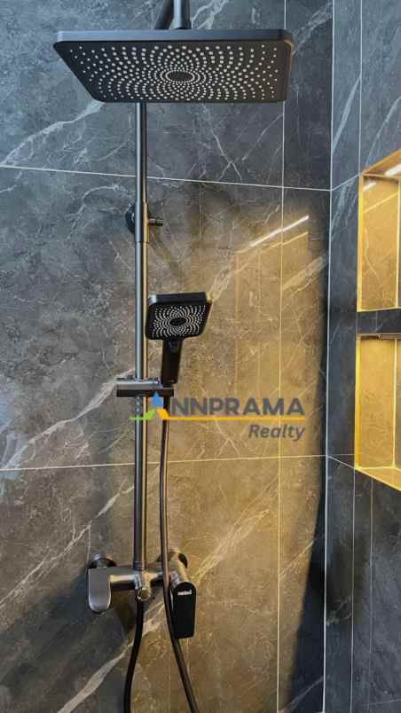 rumah cluster 2 5 lantai kebagusan jakarta selatan