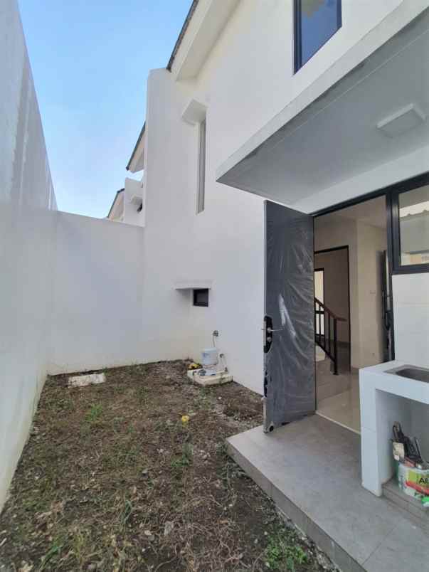 rumah cluster lavesh perumahan