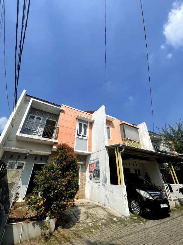 rumah dekat pintu tol jatiasih di jatiasih bekasi