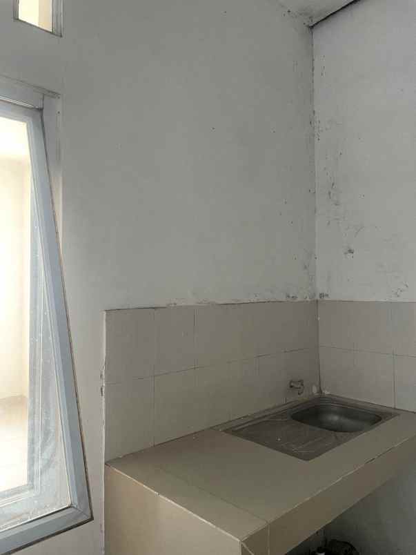 rumah dekat pintu tol jatiasih di jatiasih bekasi