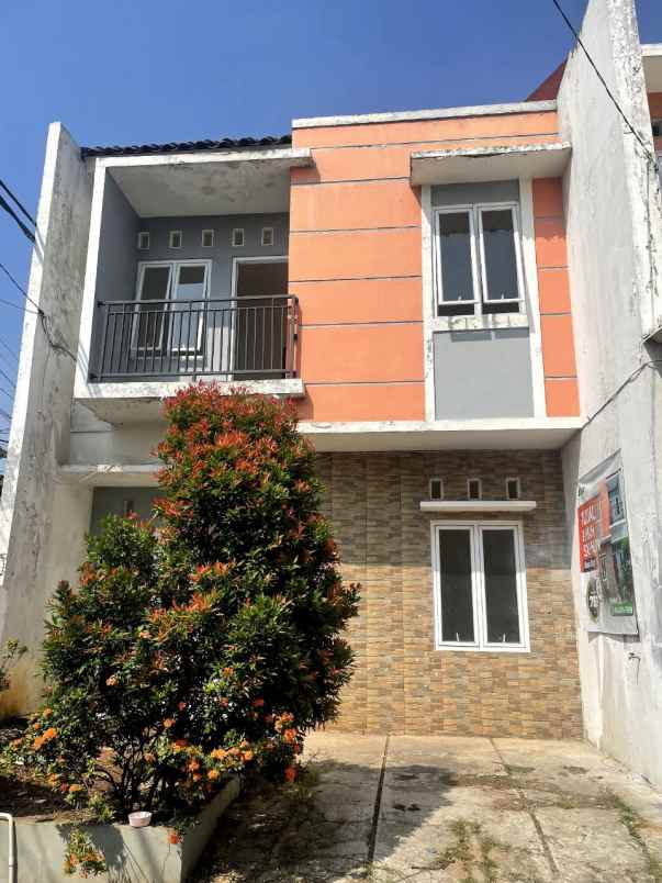 rumah dekat pintu tol jatiasih di jatiasih bekasi