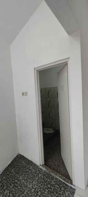 rumah dekat undip tembalang semarang