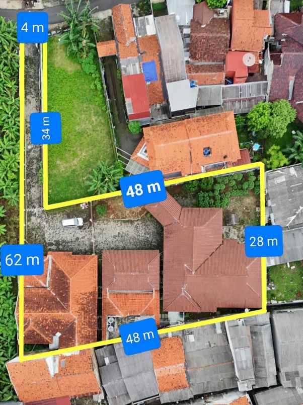 rumah dengan tanah luas di bambu apus cipayung