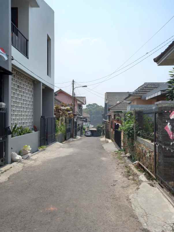 rumah di area padasuka komplek rancabelut cimahi