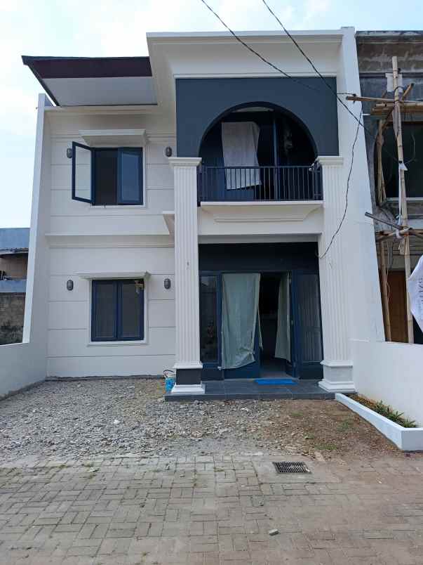 rumah di cinere cirendeu tangerang selatan