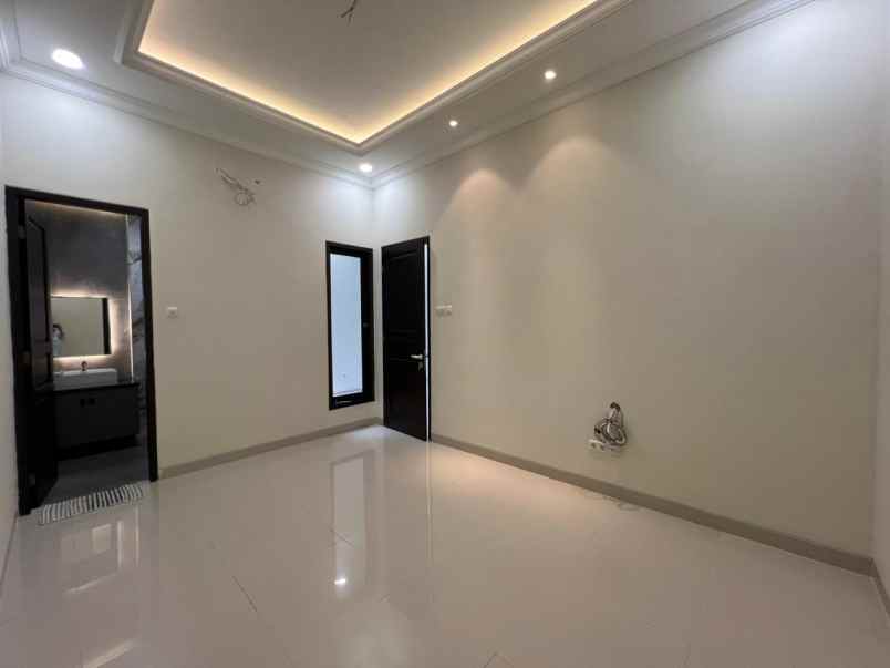 rumah duren sawit mewah harga murah