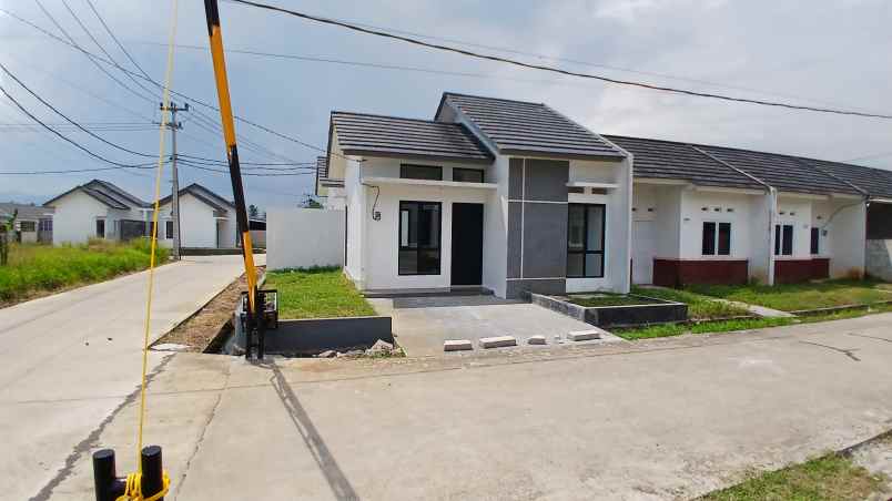 rumah hook ciseeng parung