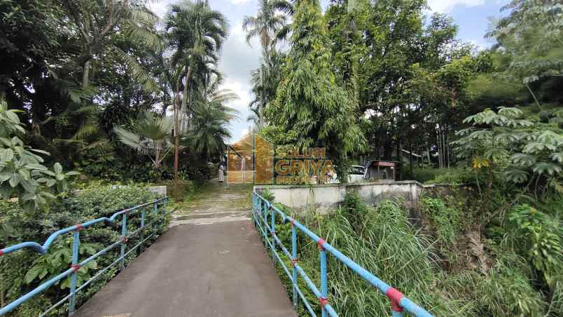 rumah jalan raya ciomas