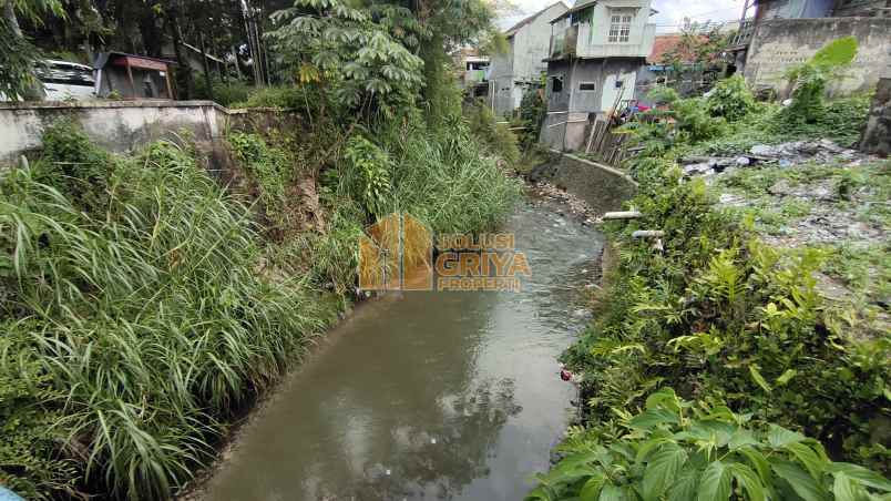 rumah jalan raya ciomas